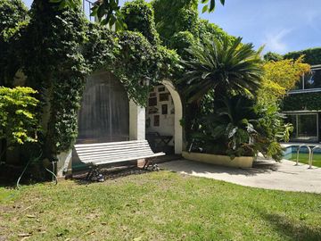 VENTA CASA 4 DORMITORIOS 2 PLANTAS SAAVEDRA PILETA