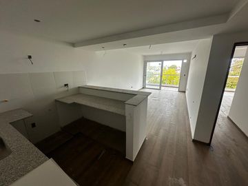 MONOAMBIENTE A ESTRENAR EN VENTA LA PLATA