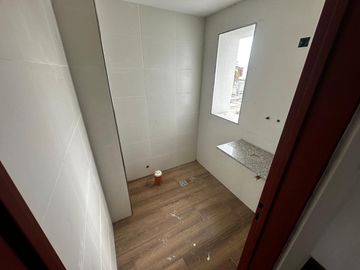 MONOAMBIENTE A ESTRENAR EN VENTA LA PLATA