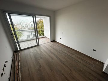 MONOAMBIENTE A ESTRENAR EN VENTA LA PLATA