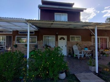 Venta Casa Quinta con Pileta en Florencio Varela