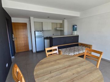 VENTA DTO. DE 2 AMB BERNAL CENTRO CON PISCINA