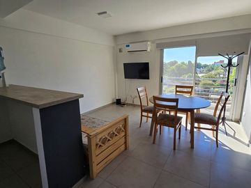 VENTA DTO. DE 2 AMB BERNAL CENTRO CON PISCINA