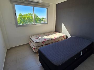 VENTA DTO. DE 2 AMB BERNAL CENTRO CON PISCINA