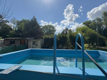 CASA EN VENTA 2 DORMITORIOS CON PILETA ALVAREZ