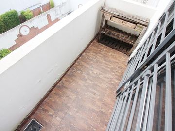 VENTA DEPTO 2 AMBIENTES TRIPLEX PLAZA IRLANDA