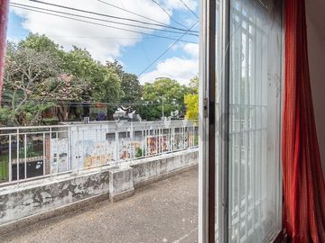 CASA VENTA P AVELLANEDA MULTIFAMILIAR QUINC.COCHER