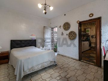 CASA VENTA P AVELLANEDA MULTIFAMILIAR QUINC.COCHER