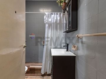 CASA VENTA P AVELLANEDA MULTIFAMILIAR QUINC.COCHER