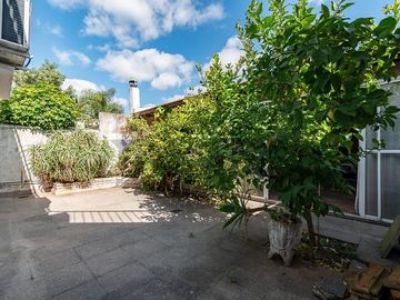 CASA VENTA P AVELLANEDA MULTIFAMILIAR QUINC.COCHER
