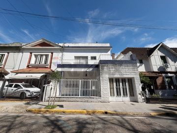 CASA VENTA P AVELLANEDA MULTIFAMILIAR QUINC.COCHER