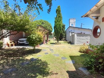 VENTA CASA 4 AMB-GRAN PARQUE-CERCA DE LA COSTA
