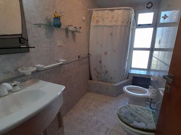 VENTA CASA 4 AMB-GRAN PARQUE-CERCA DE LA COSTA