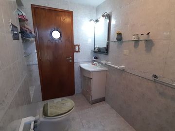 VENTA CASA 4 AMB-GRAN PARQUE-CERCA DE LA COSTA