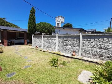 VENTA CASA 4 AMB-GRAN PARQUE-CERCA DE LA COSTA