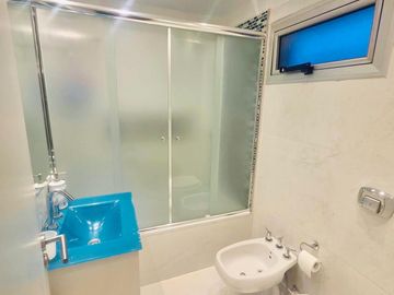Espectacular duplex de 5 amb con terraza y parrila propia . increibles vistas, Amenities