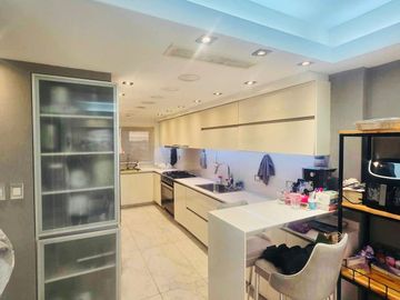 Espectacular duplex de 5 amb con terraza y parrila propia . increibles vistas, Amenities