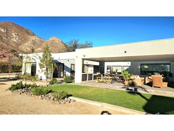 Venta Casa 5D Quincho Piscina Terrazas en Hacienda Rinconada