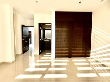 Casa 3 recamaras en Isla Alegre dentro de Isla Dorada 420m2