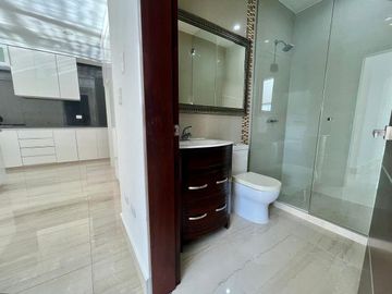 Casa 3 recamaras en Isla Alegre dentro de Isla Dorada 420m2