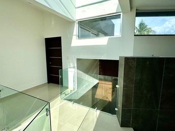 Casa 3 recamaras en Isla Alegre dentro de Isla Dorada 420m2