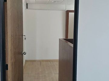 Excelente oficina, céntrica y confortable