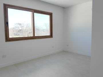 VENTA EXCLUSIVA CASA - A ESTRENAR - PILARÁ
