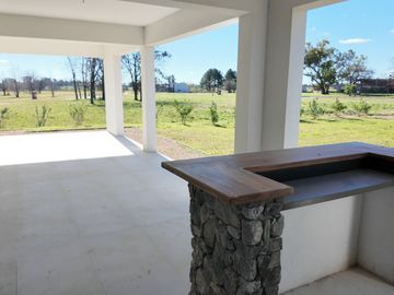 VENTA EXCLUSIVA CASA - A ESTRENAR - PILARÁ