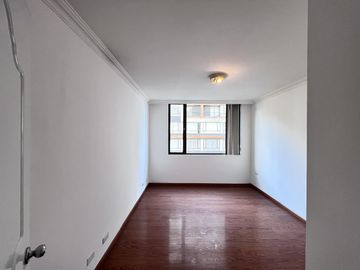 Venta Departamento Dos Dormitorios sector Republica Del Salvador