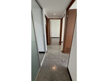 OFICINAS COMPLETAMENTE REMODELADAS EN VENTA,  EDIFICIO LATINO
