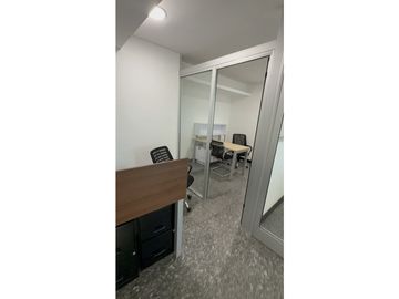 OFICINAS COMPLETAMENTE REMODELADAS EN VENTA,  EDIFICIO LATINO