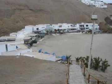 Terreno en Venta de Terreno en Asia En Condominio de Playa Privada con Vista al Mar