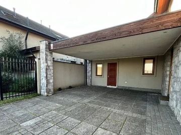 Oportunidad! Se vende casa Portal de la Frontera.