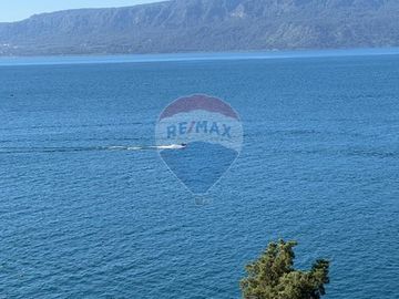 Terreno con vista y acceso a lago Pucón