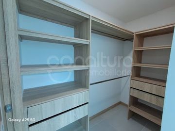 ARRIENDO de APARTAMENTO en SABANETA
