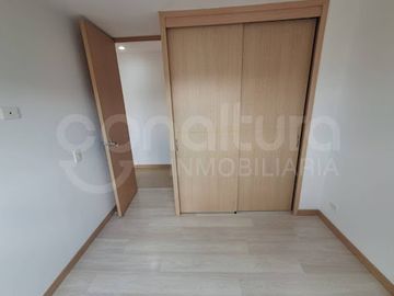 ARRIENDO de APARTAMENTO en SABANETA