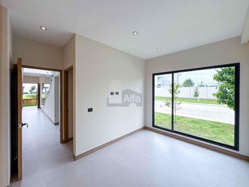 Casa en Venta en La Providencia Metepec | 4 Recámaras, 4 Estacionamientos y Acabados Premium