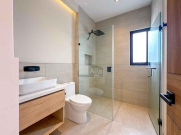 Casa en Venta en La Providencia Metepec | 4 Recámaras, 4 Estacionamientos y Acabados Premium