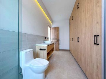 Casa en Venta en La Providencia Metepec | 4 Recámaras, 4 Estacionamientos y Acabados Premium