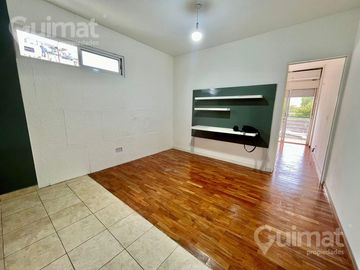 2 Amb con Balcon - Adolfo Alsina 3200 - $550.000