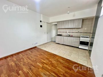 2 Amb con Balcon - Adolfo Alsina 3200 - $550.000