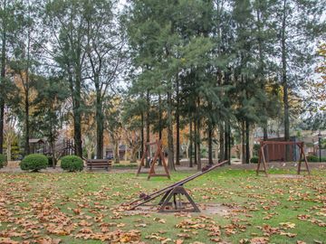 Casa en venta Barrio Bermudas, tres dormitorios
