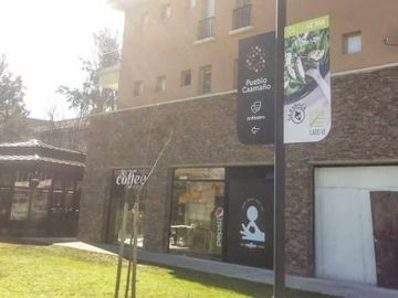 Locales Comerciales en Pueblo Caamaño c/cochera