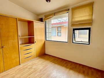 RENTA CASA EN CONDOMINIO EN AMORES , DEL VALLE NORTE