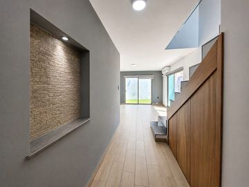 Casa en venta en Veracruz con amplio jardin Fracc. Lomas del Sol