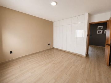 Casa en venta en Veracruz con amplio jardin Fracc. Lomas del Sol