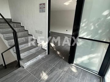 LOCAL EN VENTA EN VISTA HERMOSA
