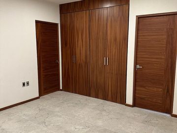 Casa de Lujo en Villandares $12.4 MDP