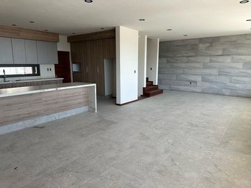 Casa de Lujo en Villandares $12.4 MDP