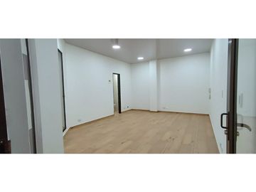 Arriendo oficina parque del poblado sector el poblado P1 C7512816